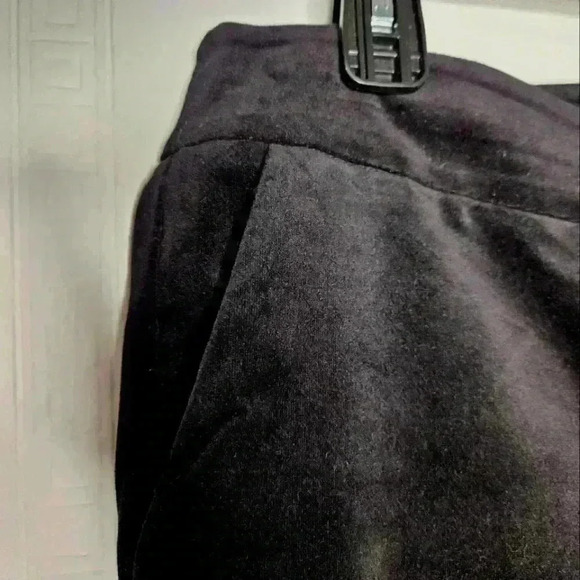 Talbots Hampshire Black Velveteen Flat Front Straight Leg Ankle Pants Plus 18W - Picture 4 of 15